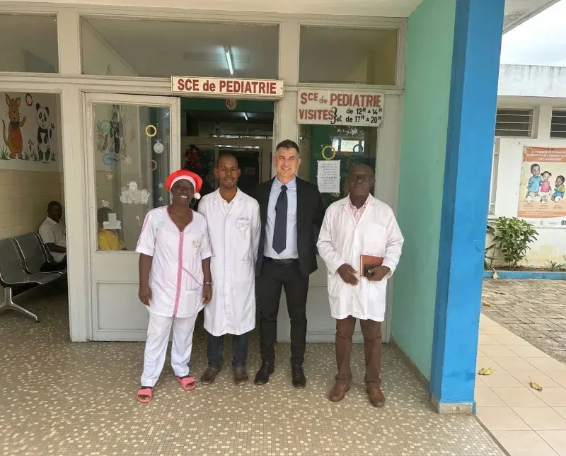 Solar-powered modular clinic in rural Africa